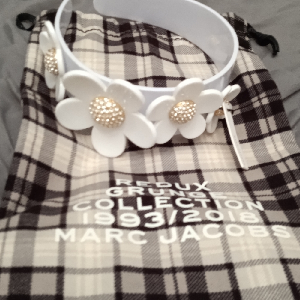 🎀🎊Host Pick 11/11/19🎀Marc Jacobs Daisy Headband - Picture 3 of 8
